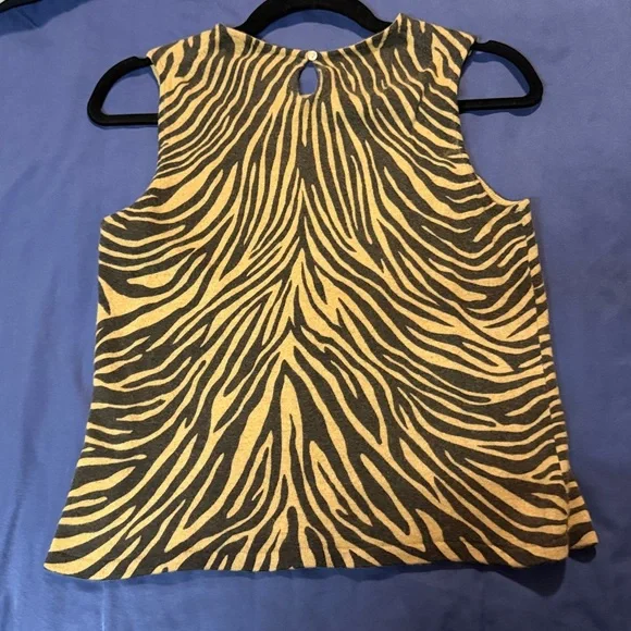 Vintage Ann Taylor Sleeveless Tiger Sweater - Picture 2 of 3